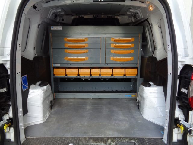 FORD Transit Courier usata, con Cerchi in lega