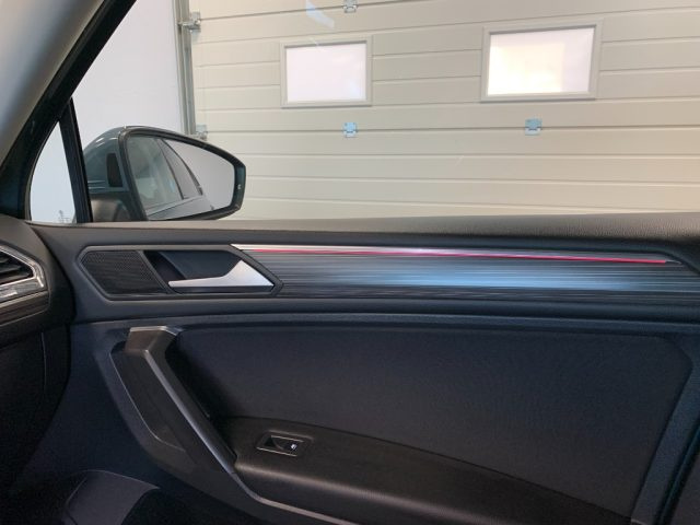 VOLKSWAGEN Tiguan Allspace usata, con Specchietti laterali elettrici