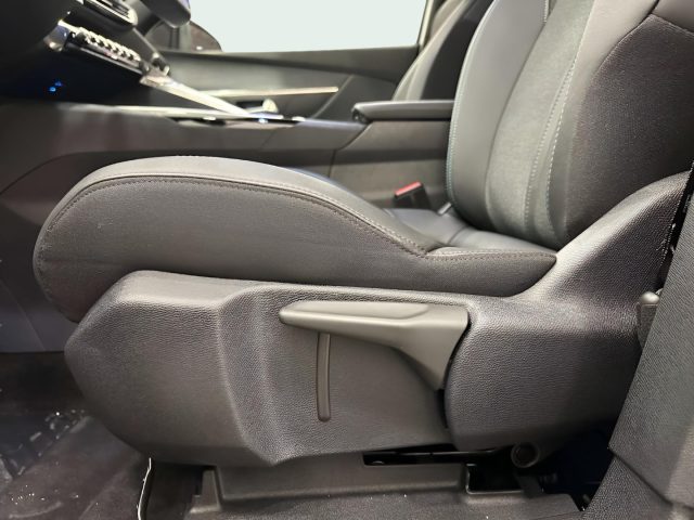 PEUGEOT 5008 usata, con Android Auto