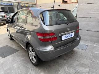 MERCEDES-BENZ B 180 usata, con Autoradio
