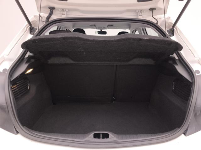 PEUGEOT 208 usata, con Autoradio digitale