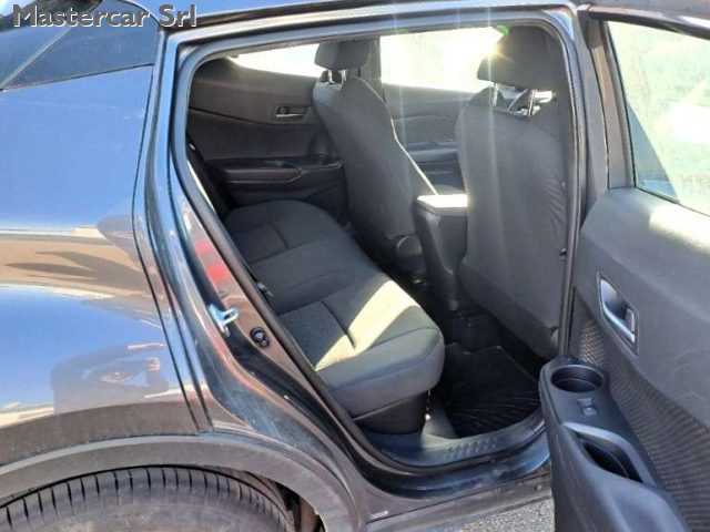 TOYOTA C-HR usata, con Chiusura centralizzata