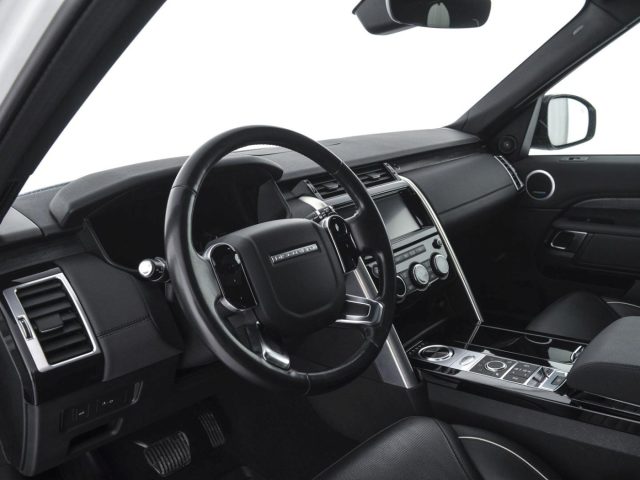 LAND ROVER Discovery usata 10