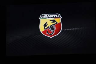 ABARTH 595 usata, con USB