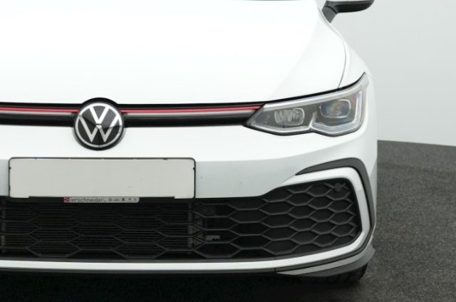 VOLKSWAGEN Golf usata, con Bracciolo