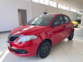 LANCIA Ypsilon usata, con Airbag