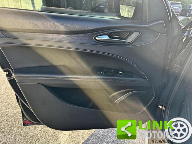 ALFA ROMEO Stelvio usata, con Luci diurne LED