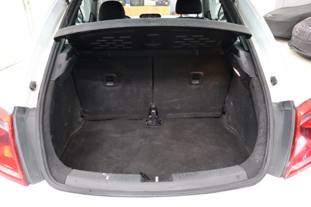 VOLKSWAGEN Maggiolino usata, con ESP