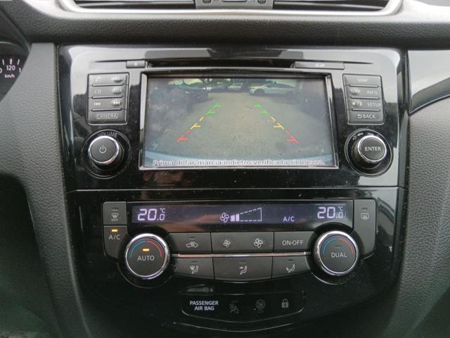 NISSAN Qashqai usata, con Controllo automatico clima