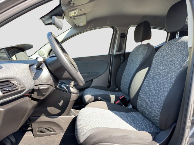 LANCIA Ypsilon usata 10