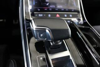 AUDI Q8 usata, con Airbag testa