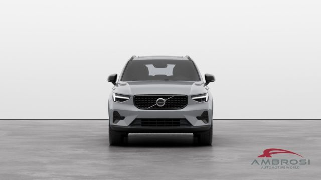 VOLVO XC40 usata 4