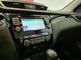 NISSAN Qashqai usata, con Vetri oscurati