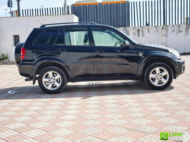 TOYOTA RAV 4 MY23 usata, con Cerchi in lega