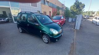 TOYOTA Yaris usata, con Alzacristalli elettrici