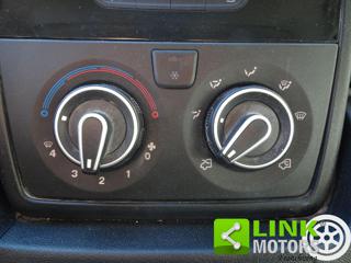 PEUGEOT Boxer usata, con Lettore CD