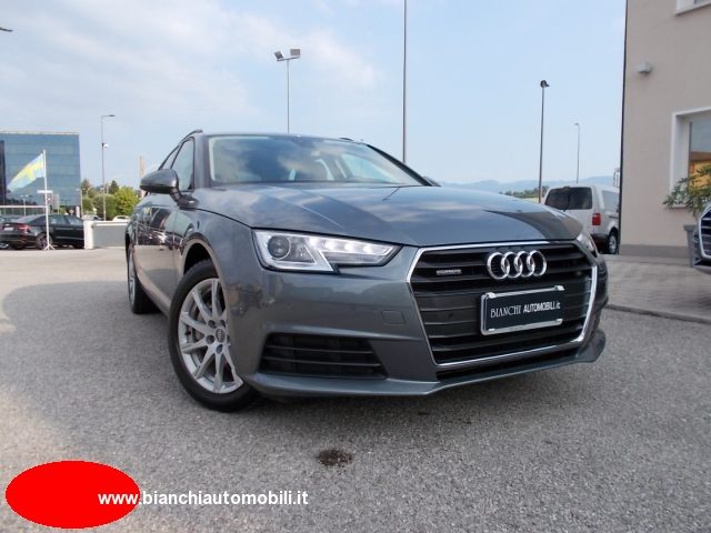 AUDI A4 usata, con Airbag Passeggero