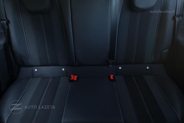 OPEL Mokka usata, con Hill holder