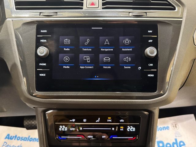 VOLKSWAGEN Tiguan usata, con USB
