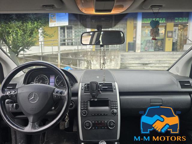 MERCEDES-BENZ A 180 usata, con Fendinebbia