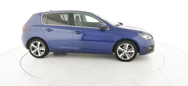 PEUGEOT 308 usata, con Touch screen