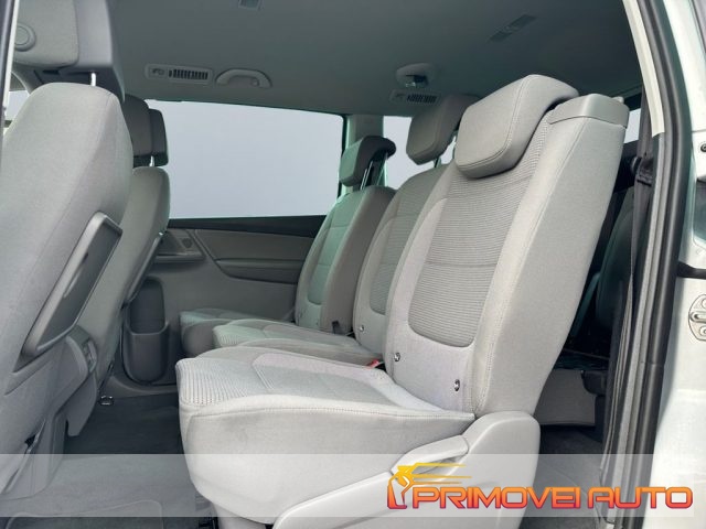 VOLKSWAGEN Sharan usata, con Autoradio