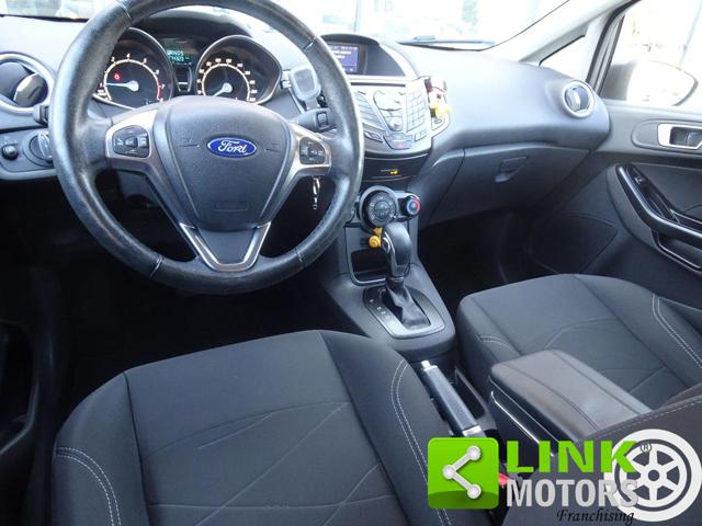 FORD Fiesta usata, con Sensori di parcheggio posteriori