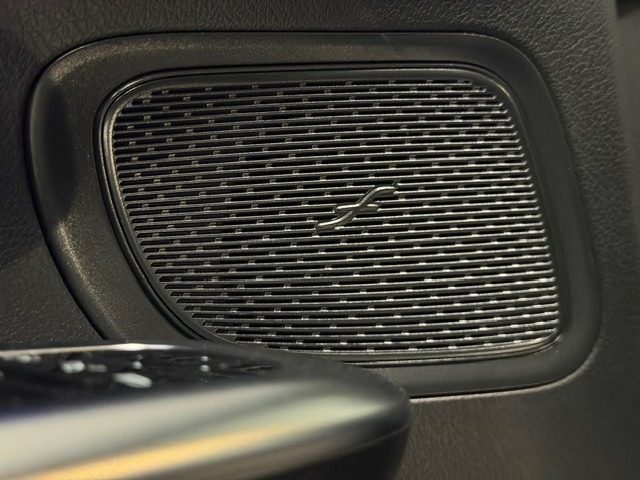 MERCEDES-BENZ C 300 usata, con USB