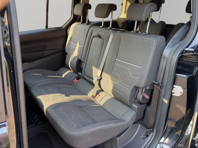 FORD Tourneo Connect usata, con Climatizzatore