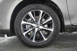 TOYOTA Yaris usata 7