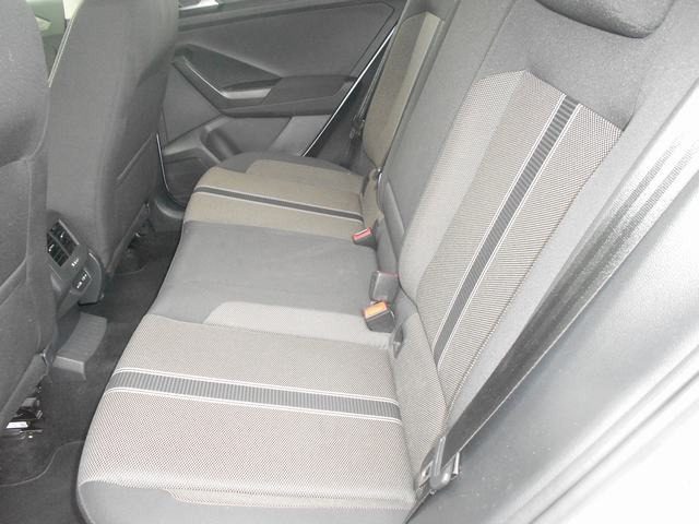 VOLKSWAGEN T-Roc usata, con Autoradio