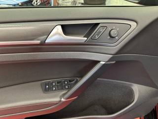 VOLKSWAGEN Golf GTI usata, con ESP