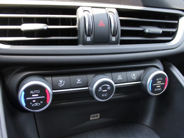ALFA ROMEO Giulia usata, con Sedile posteriore sdoppiato