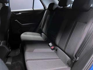 VOLKSWAGEN T-Roc usata, con USB