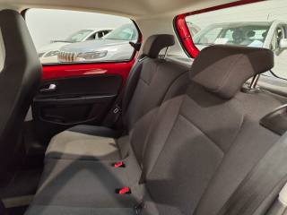 VOLKSWAGEN up! usata 23