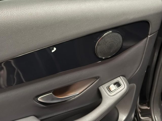 MERCEDES-BENZ GLC 300 usata, con Autoradio digitale
