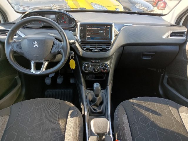 PEUGEOT 2008 usata, con Controllo trazione