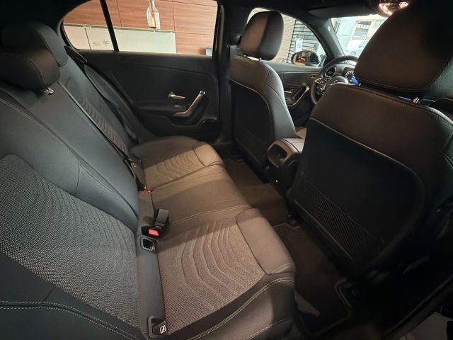 MERCEDES-BENZ A 180 usata, con Park Distance Control