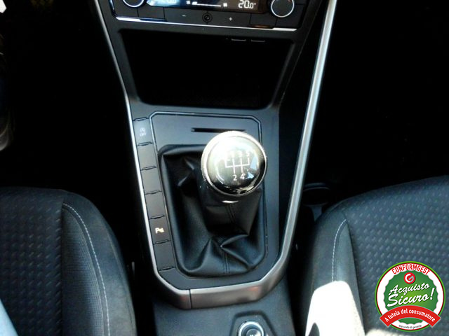 VOLKSWAGEN Polo usata, con USB