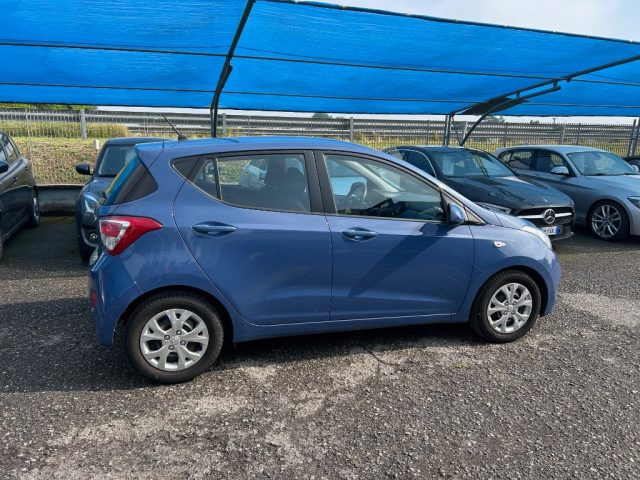 HYUNDAI i10 usata, con Airbag laterali