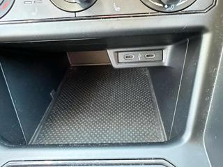 VOLKSWAGEN Polo usata, con Sedile posteriore sdoppiato