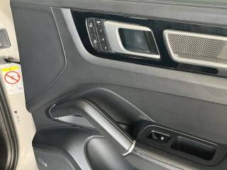 PORSCHE Cayenne usata, con Controllo trazione