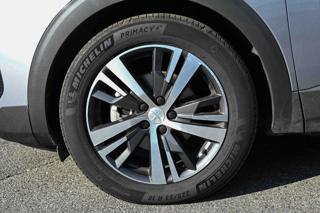 PEUGEOT 3008 usata, con Cruise Control
