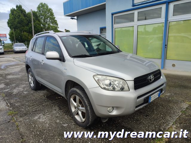 TOYOTA RAV 4 usata, con Airbag laterali