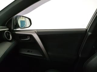 TOYOTA RAV 4 usata, con Portellone posteriore elettrico