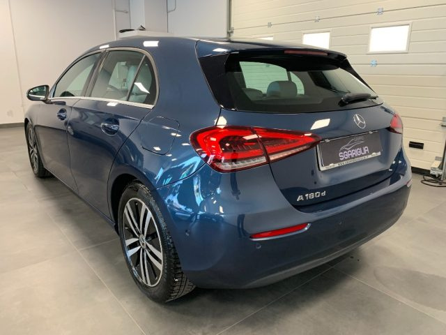 MERCEDES-BENZ A 180 usata, con Supporto lombare