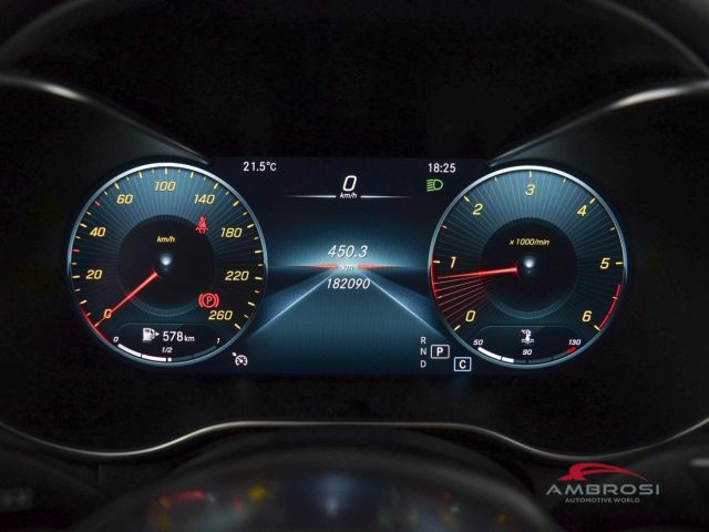 MERCEDES-BENZ GLC 220 usata 12