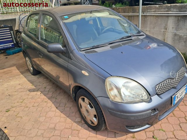 TOYOTA Yaris usata, con ABS