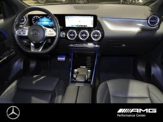 MERCEDES-BENZ GLA 200 usata, con Controllo automatico clima