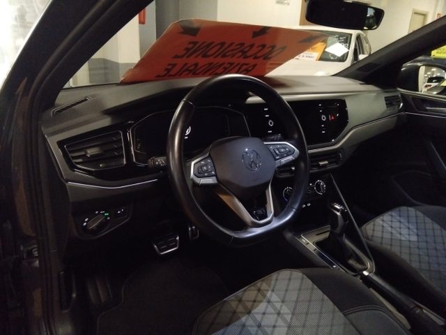 VOLKSWAGEN Taigo usata, con Sensore di luce